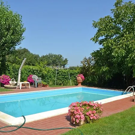 Montecchio Sleeps 4 Pool Wifi Βίλα *